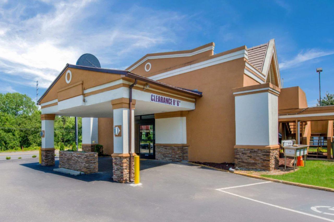 Quality Inn Gastonia Zewnętrze zdjęcie
