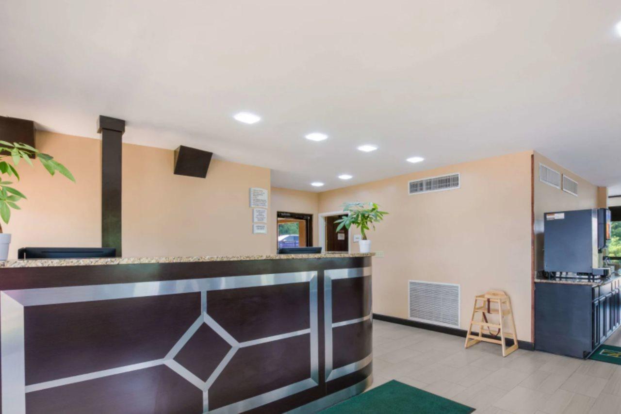 Quality Inn Gastonia Zewnętrze zdjęcie