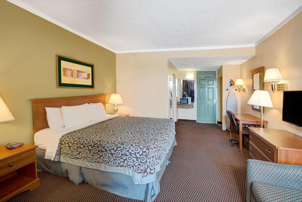 Quality Inn Gastonia Zewnętrze zdjęcie