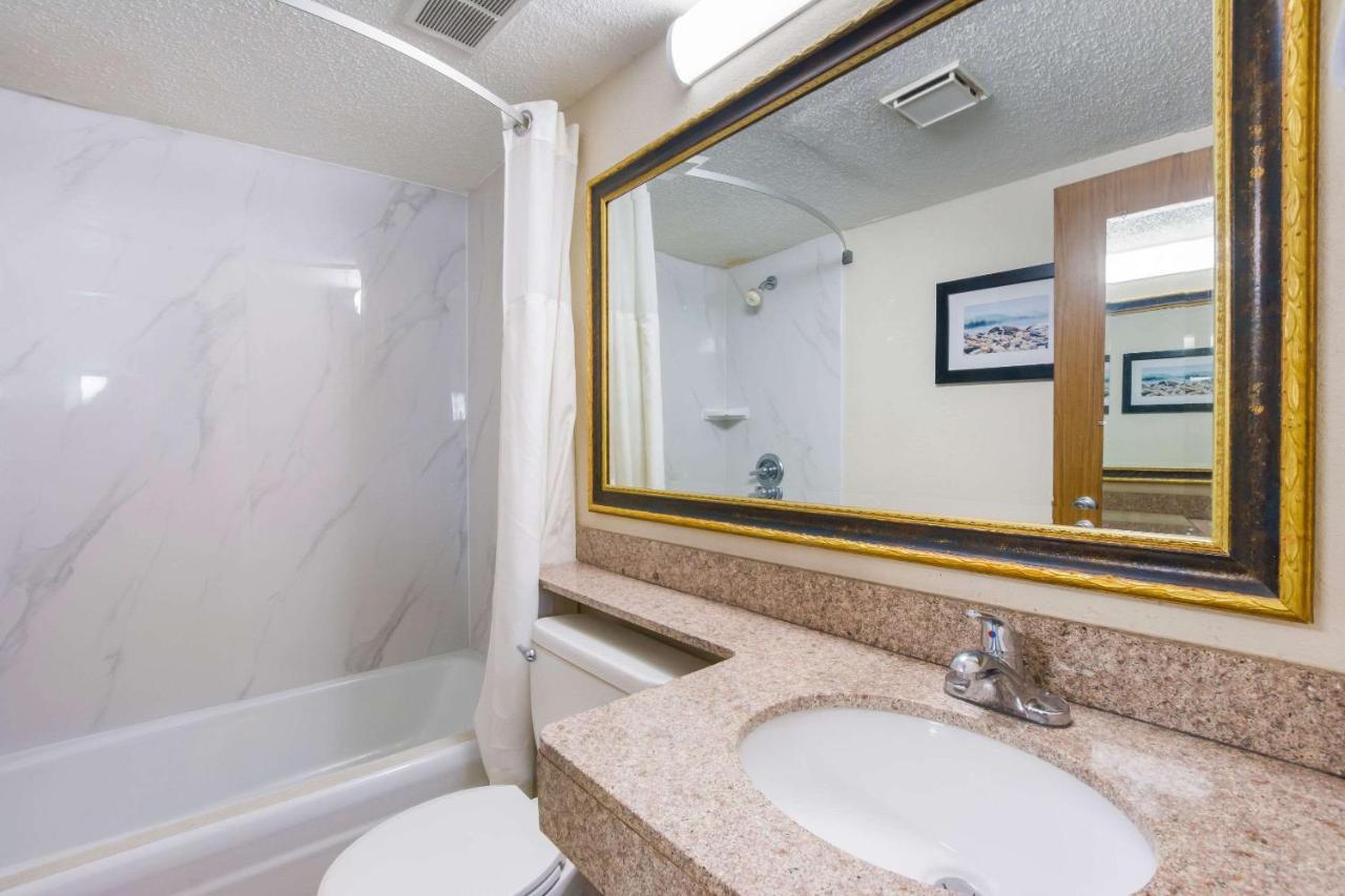 Quality Inn Gastonia Zewnętrze zdjęcie